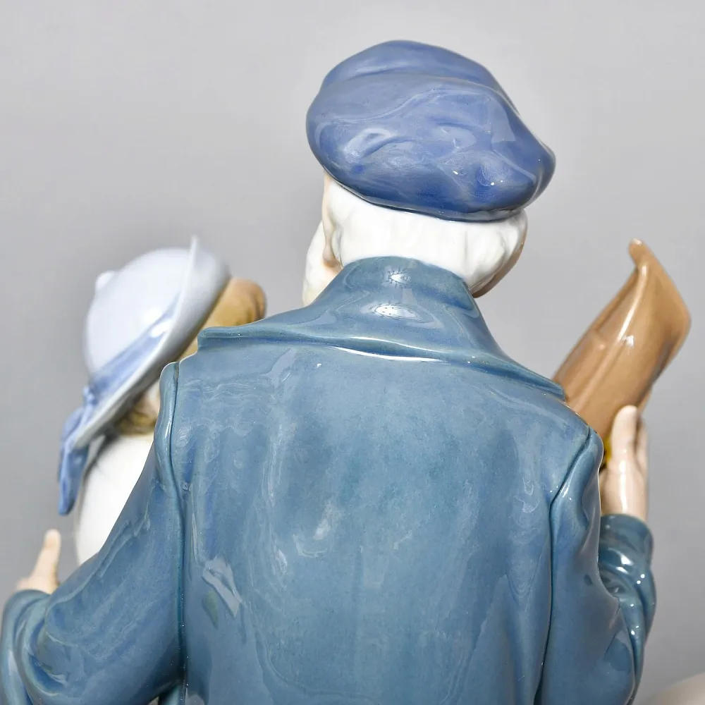 Коллекционная Фарфоровая статуэтка «Старый моряк и мальчик», Lladro Испания, 1984 - 2002 годы. 