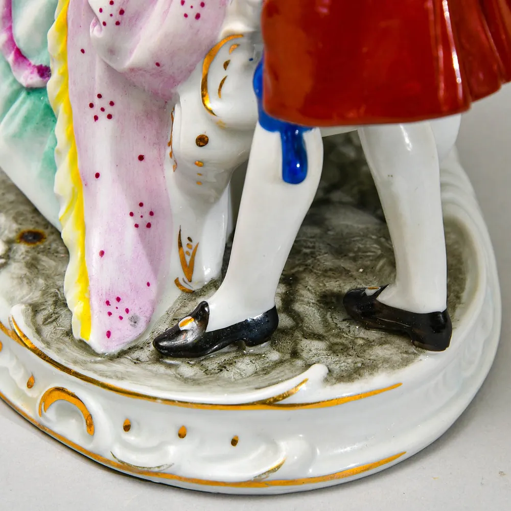 Антикварная Статуэтка «Любовный роман», фарфор Carl Scheidig, Германия начало ХХ века.