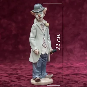 Фарфоровая статуэтка «Клоун со скрипкой» Lladro, Испания - 1987 год.