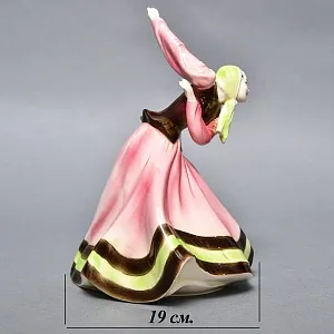 Коллекционная статуэтка «Народный Танец», Фаянс, HERTWIG Германия, 1941 - 1958 годы. 