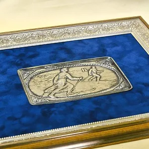 Настенное Панно - Картина - Барельеф «Серебряные Лыжи» Германия -1926 год.