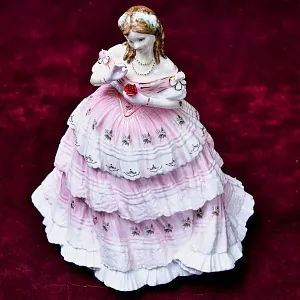 Коллекционная Фарфоровая Статуэтка «Red Red Rose», Royal Doulton Англия - 1997 год.