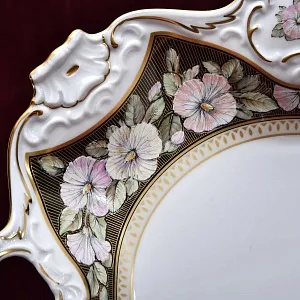 Сервировочное Фарфоровое Блюдо -Тарелка с ручками, KAISER Porzellan Германия, конец ХХ века.