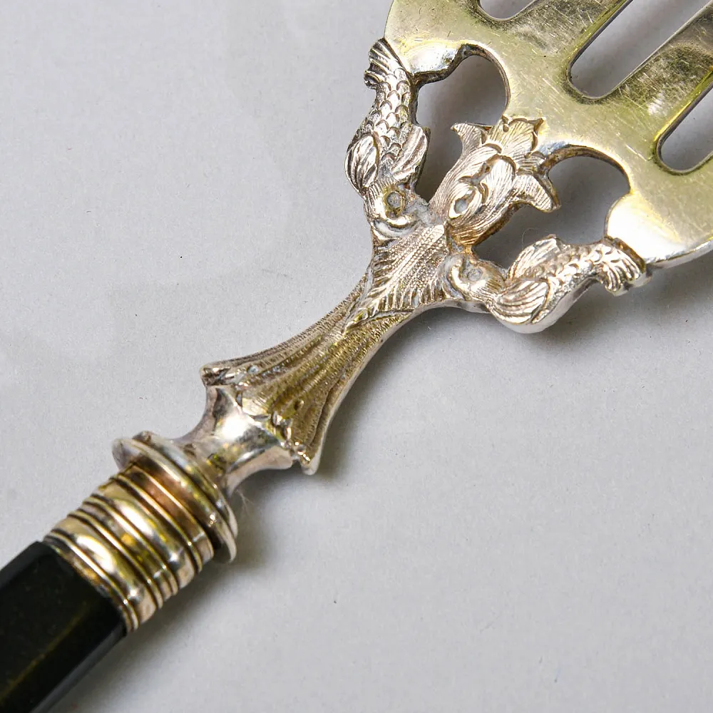 Винтажный Набор для Сервировки и подачи блюд Нож + Вилка, Silverplated Франция начало ХХ века.