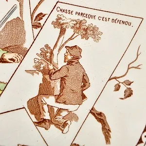 Антикварная Коллекционная тарелка «Охота на дикого кабана», Фаянс Sarreguemines Франция, конец XIX века. 