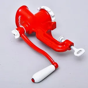 Винтажная Ручная Механическая Мясорубка «СПАРТАК», СССР 80-е годы ХХ века..