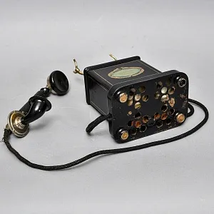 Антикварный Настольный Телефонный аппарат - Телефон «Kjøbenhavns Telefon - KTAS», Дания -1905 год.