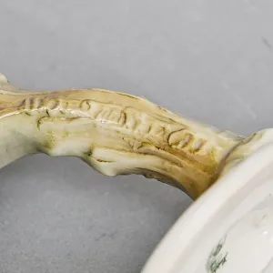 Коллекционная Фарфоровая статуэтка «Птица. Птенец на ветке», Hutschenreuther Германия, 1955 - 1968 годы.