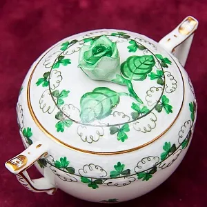 Классический Кофейный Сервиз PERSIL на 6 персон, 16 предметов. Фарфор HEREND, Венгрия.