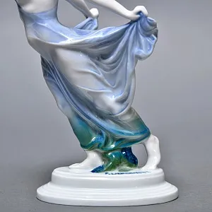 Антикварная Фарфоровая статуэтка «Невеста ветра», Арт Деко, Rosenthal Германия, 1912 - 1914 годы. 