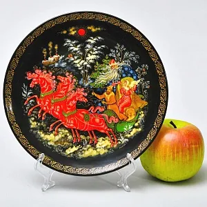 Коллекционная Тарелка «Сказка - МОРОЗКО» Фарфор - ЛФЗ, СССР - 1990 год.