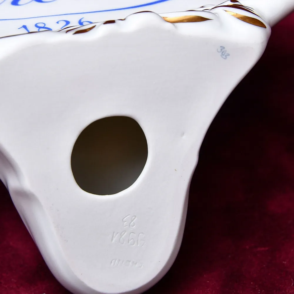 Фарфоровая Настольная плакетка «Букет Тюльпанов», HEREND Венгрия, вторая половина ХХ века.