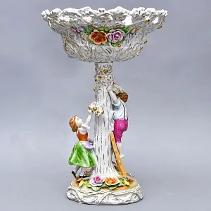 Большая Фарфоровая Ваза «ДЕТИ И УРОЖАЙ», Von Schierholz Германия - 1967 год.