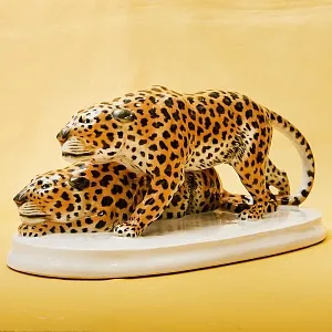 Редкость! Большая Фарфоровая Статуэтка «Два Ягуара На Охоте», Schwarzburger, Германия -1925 год.