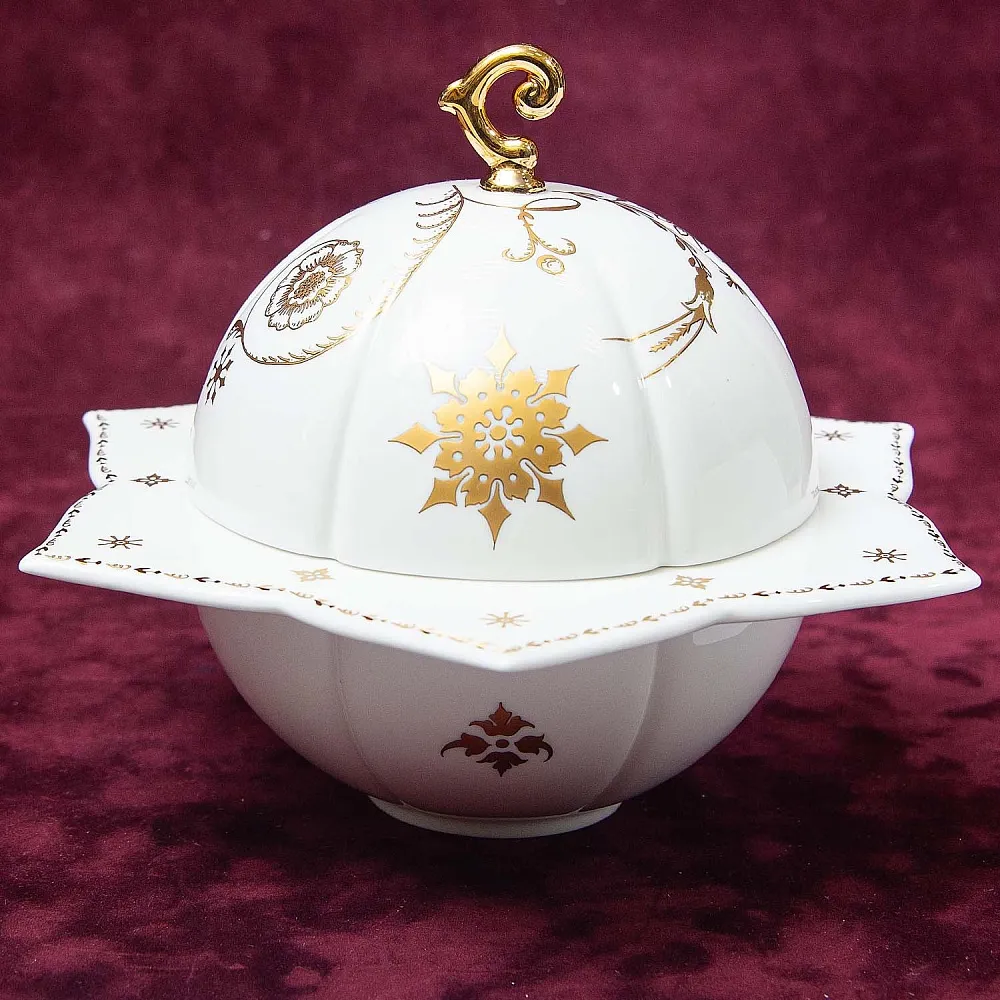 Фарфоровая Шкатулка «Рождественская Звезда», Villeroy&Boch Германия, конец ХХ века.