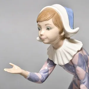 Коллекционная Фарфоровая статуэтка «Маленький Арлекин С», Lladro Испания, 1980 - 1985 годы.
