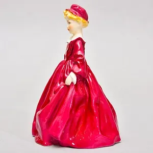 Коллекционная Фарфоровая статуэтка «Бабушкино платье», Royal Worcester Англия.