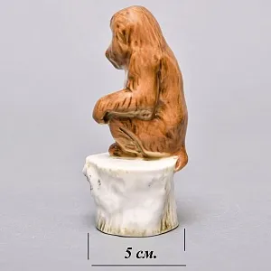 Коллекционная Фарфоровая статуэтка «Обезьяна на пеньке», Hutschenreuther Германия.