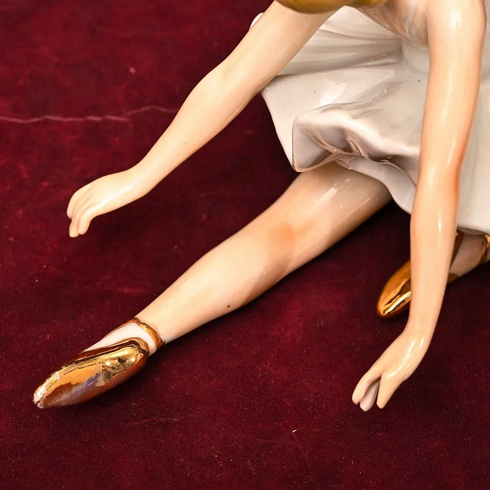 Коллекционная Фарфоровая статуэтка «Балерина, Танец - Лебединое озеро», Schau Bach Kunst Германия. 