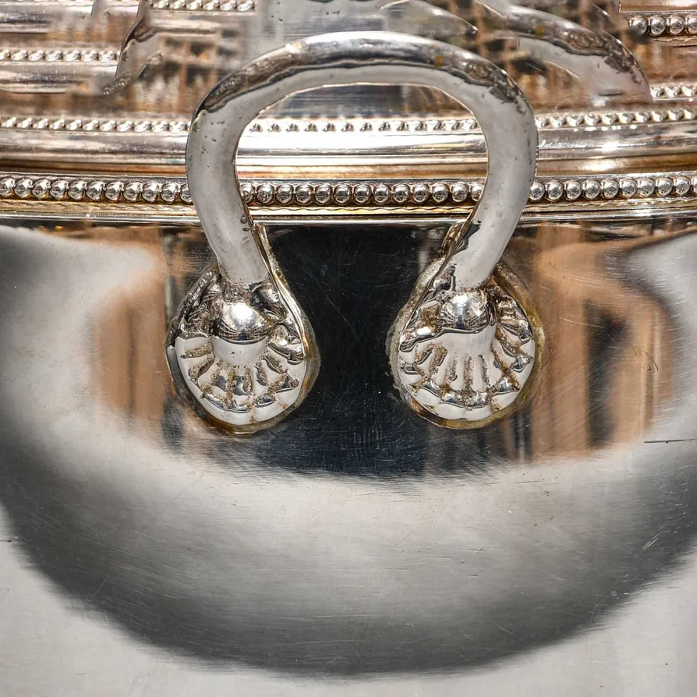 Сервировочная Металлическая Икорница со стеклянной вставкой, Silverplate, Sheffield Англия.