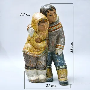 Редкость! Большая Фарфоровая Статуэтка «ЭСКИМОСЫ МАЛЬЧИК И ДЕВОЧКА» Н-38 см. Грес Lladro, Испания.