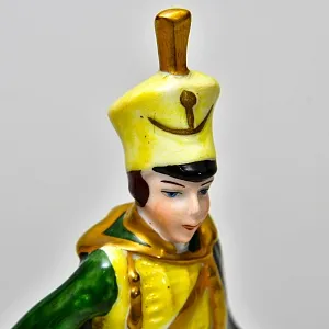 Коллекционная Фарфоровая Статуэтка «Солдат - Гусар», Германия - вторая половина ХХ века.