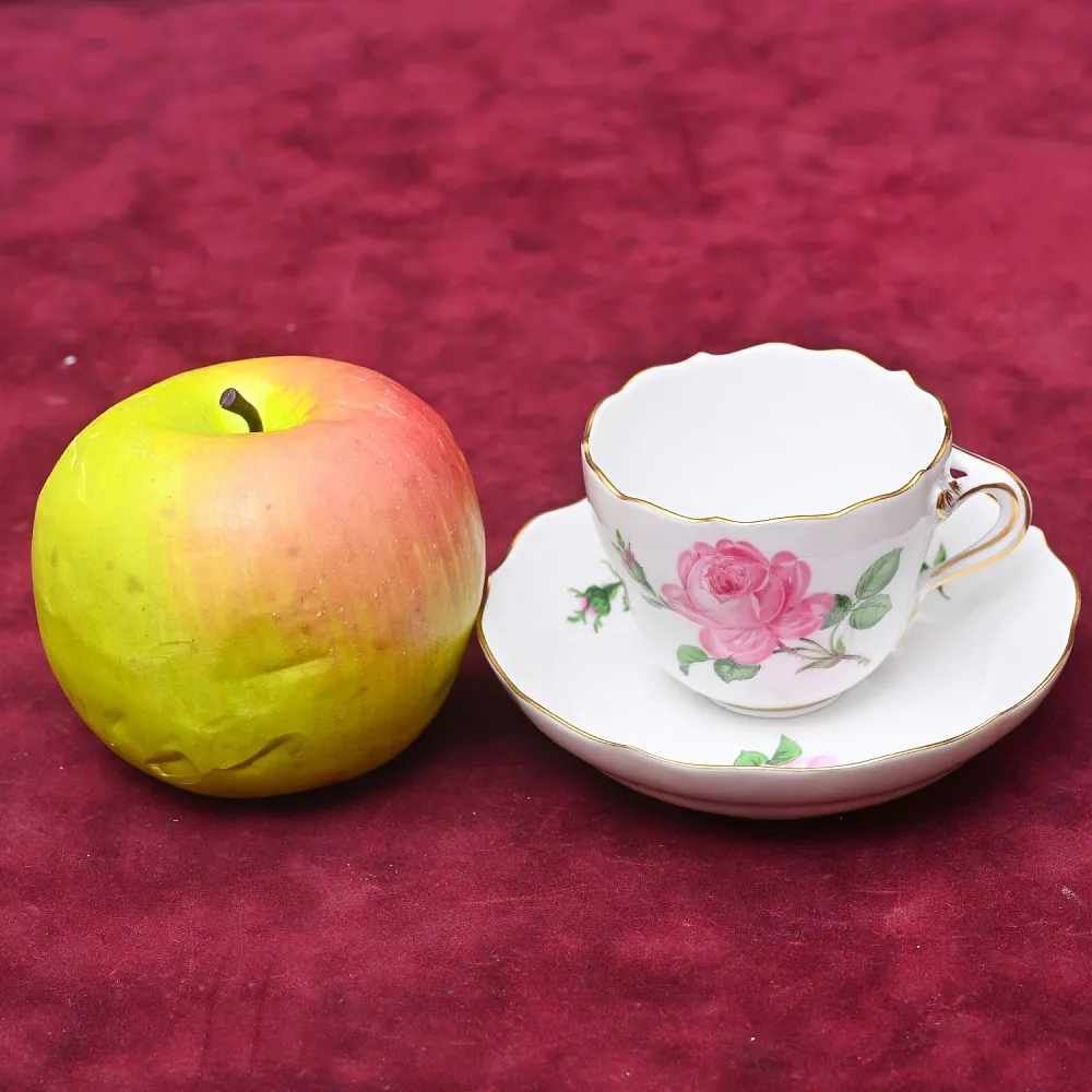 Классическая Фарфоровая Кофейная пара «РОЗА», MEISSEN Германия, середина ХХ века.