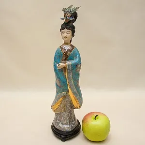 «Девушка в Кимоно» - Статуэтка в технике «Клуазоне» Китай 50 -е годы ХХ века Н - 37 см.