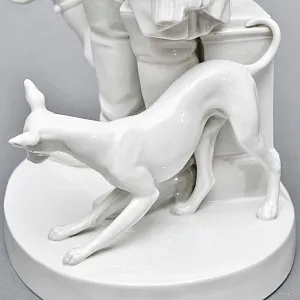 Антикварная Фарфоровая статуэтка «Старый Фриц. Король Пруссии Фридрих II с собаками»,  Volkstedt Германия.