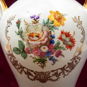 Коллекционная Фарфоровая Ваза с ручками «Цветы - Летний Букет», Германия середина ХХ века.