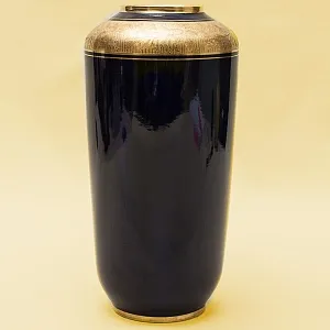 Винтажная Ваза Кобальт с Золотым Орнаментом Lindner Бавария, Германия 60 -е годы ХХ века.