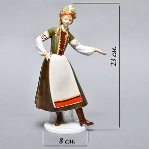 Коллекционная Фарфоровая статуэтка «Наташа. Русский танец», GOEBEL Германия - 1986 год. 