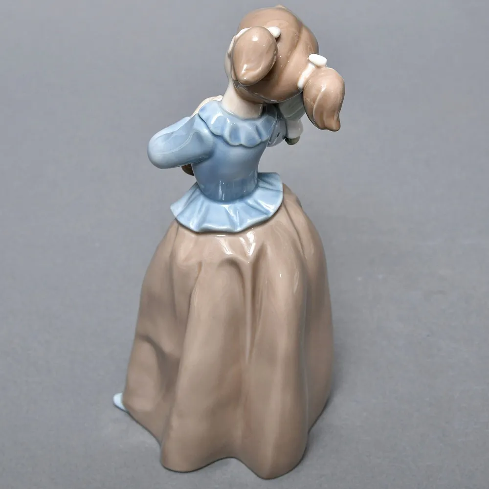 Коллекционная Фарфоровая статуэтка «Девочка с клоуном», Nao by Lladro Испания, 80-е гг. 