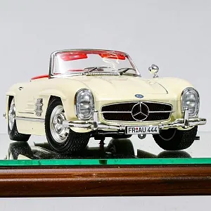 Коллекционная Металлическая Модель «Автомобиль - Mercedes-Benz 300 SL Cabriolet» Германия.