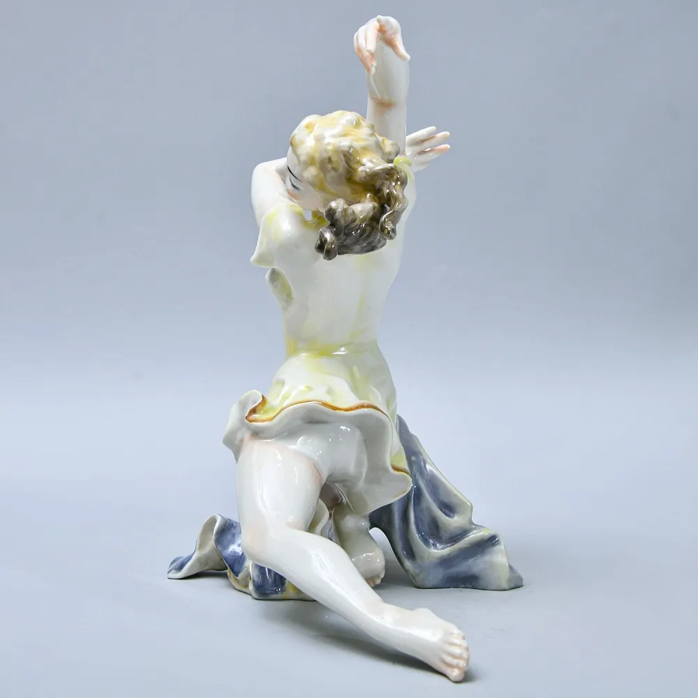 Авторская Коллекционная Статуэтка «ТАНЦОВЩИЦА - ТАНЕЦ», фарфор Hutschenreuther, Германия 1955-1968 годы.