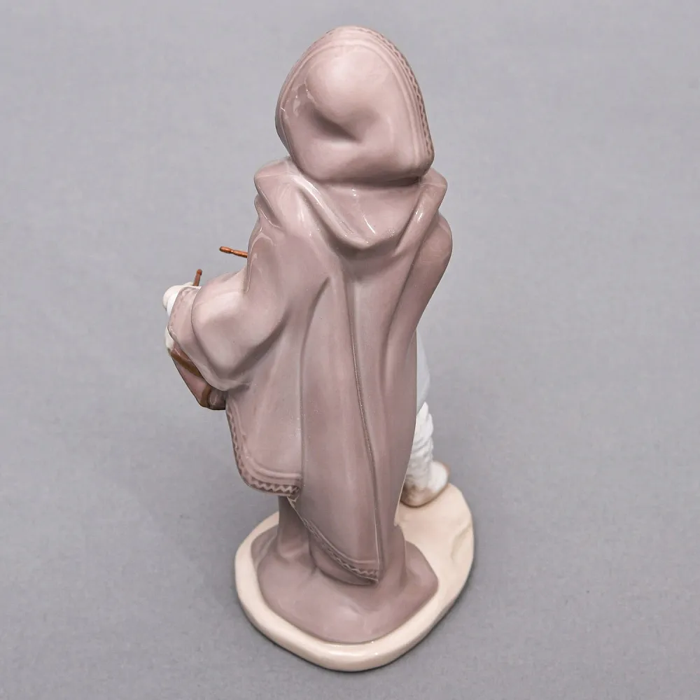 Коллекционная Фарфоровая статуэтка «Мальчик с барабаном», Lladro (Лядро), Испания.