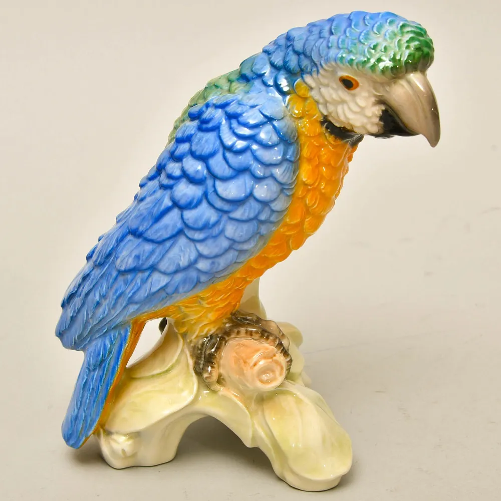Коллекционная Фарфоровая статуэтка «ПТИЦА - ПОПУГАЙ», Goebel Германия, 1964 - 1972 годы.