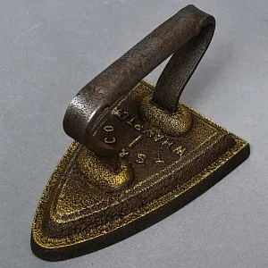 Антикварный Коллекционный Манжетный Чугунный Утюг Англия, конец ХIХ века.