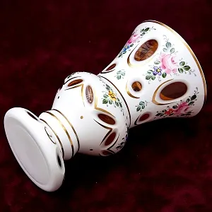 Ваза «Цветочная Нежность» Стекло Эмалевая роспись, LAUSITZER GLASWERKE Германия - 50-70е гг.