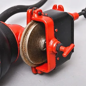 Большая Старинная Чугунная Зерно Мельница - Измельчитель, B.M.EISENWERK Германия 30 -е годы ХХ века.