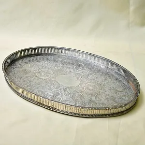 Винтажный Овальный Поднос с бортиком, Мелталл Silverplate, SHEFFIELD Англия.
