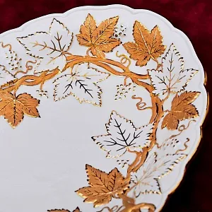 Коллекционное Блюдо - Тарелка - Сухарница «Виноградная Лоза», Фарфор MEISSEN Германия.
