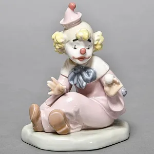Коллекционная Фарфоровая статуэтка «Клоун - фокусник», NAO by Lladro Испания.