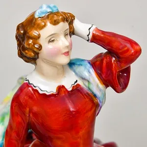 Коллекционная Фарфоровая статуэтка «Прекрасное Утро. Девушка со шляпой», Royal Doulton Англия.