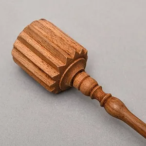 Фарфоровый Кувшин - Чайник для подачи горячего шоколада «Синие ленты» с лопаткой, Pillivuyt Франция.