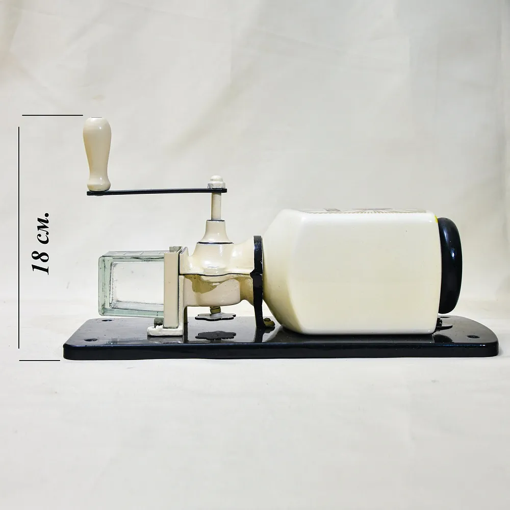 Винтажная Настенная Ручная Кофемолка «Чёрный Кофе», Голландия PeDe, середина ХХ века.