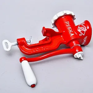 Винтажная Ручная Механическая Мясорубка «СПАРТАК», СССР 80-е годы ХХ века..