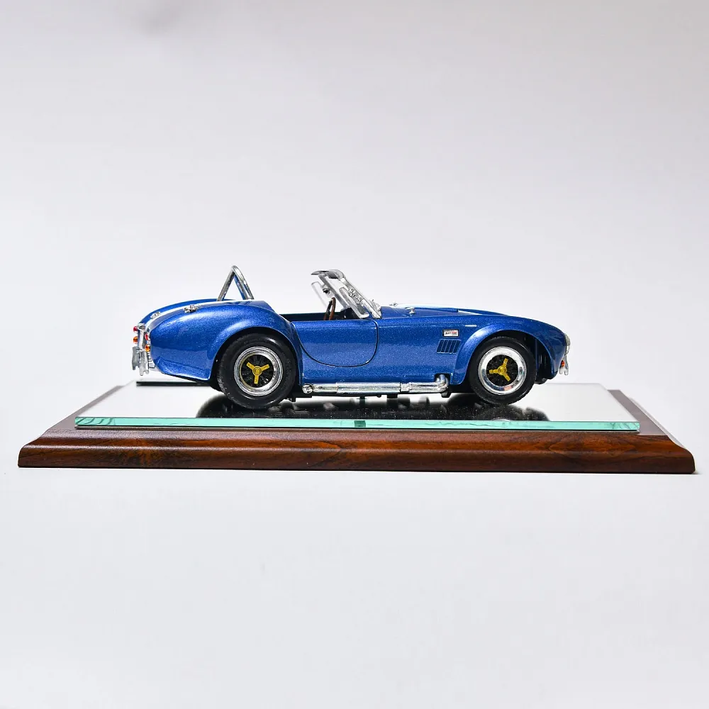 Коллекционная Металлическая Модель «Автомобиль -  Shelby Cobra 427» Германия.