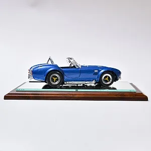 Коллекционная Металлическая Модель «Автомобиль -  Shelby Cobra 427» Германия.