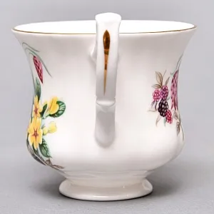 Коллекционная Фарфоровая Кофейная пара «Букет с ежевикой», ROYAL ALBERT Англия.